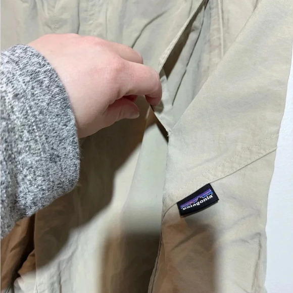 Patagonia Men’s hiking shorts - Picture 4 of 6